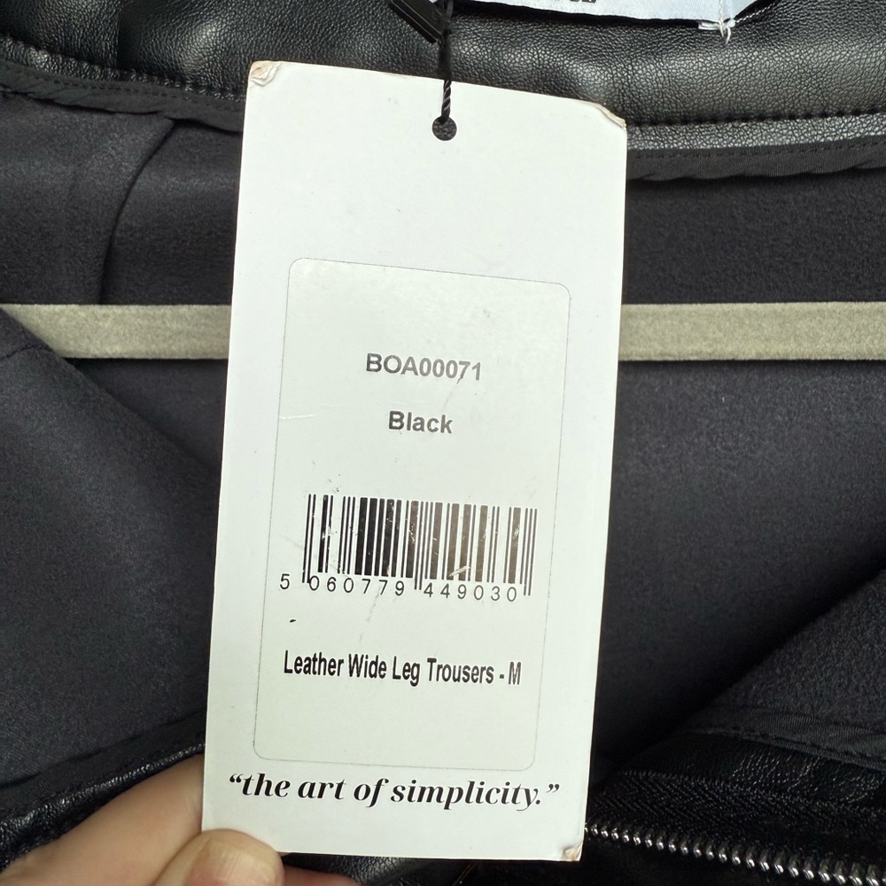 Because of Alice Black Faux Leather Wide-Leg Pants M NWT Viral Y2K Quiet Luxury - Picture 4 of 8